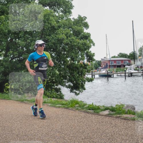 22.06.2025 - Viking Triathlon KatJ http://msf.ph/oto/8127138 22.06.2025 15:31:21 Laufen 76, 489 meine-sportfotos.de