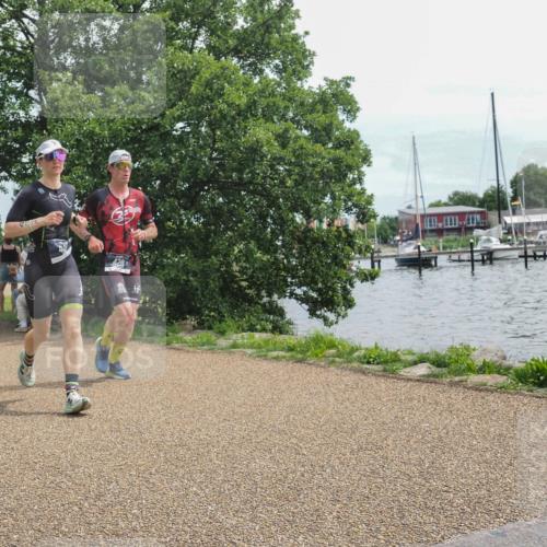 22.06.2025 - Viking Triathlon KatJ http://msf.ph/oto/8127148 22.06.2025 13:48:39 Laufen 428, 438 meine-sportfotos.de