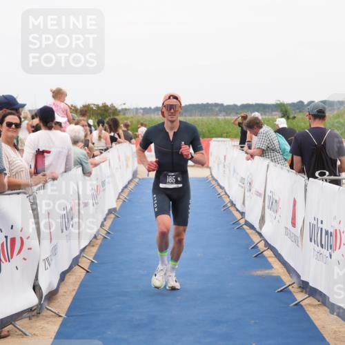 22.06.2025 - Viking Triathlon MichiJ http://msf.ph/oto/8127178 22.06.2025 15:24:26 Ziel 185 meine-sportfotos.de