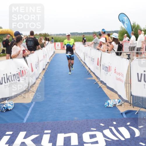 22.06.2025 - Viking Triathlon MichiJ http://msf.ph/oto/8127195 22.06.2025 15:18:42 Ziel 29, 175 meine-sportfotos.de