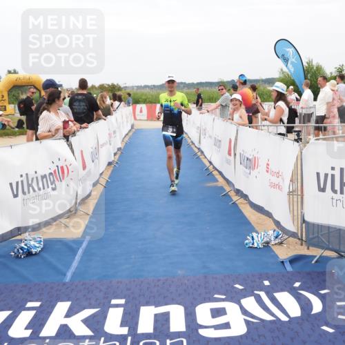 22.06.2025 - Viking Triathlon MichiJ http://msf.ph/oto/8127208 22.06.2025 15:18:43 Ziel 29, 175 meine-sportfotos.de