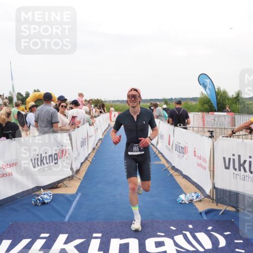 22.06.2025 - Viking Triathlon MichiJ http://msf.ph/oto/8127211 22.06.2025 15:24:27 Ziel 185 meine-sportfotos.de