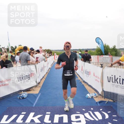 22.06.2025 - Viking Triathlon MichiJ http://msf.ph/oto/8127217 22.06.2025 15:24:27 Ziel 185 meine-sportfotos.de