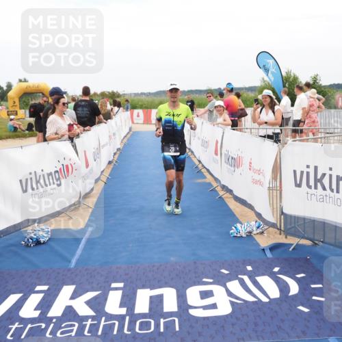 22.06.2025 - Viking Triathlon MichiJ http://msf.ph/oto/8127224 22.06.2025 15:18:43 Ziel 29, 175 meine-sportfotos.de