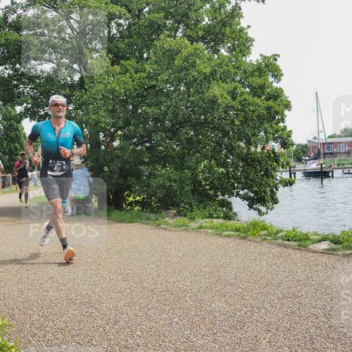 22.06.2025 - Viking Triathlon KatJ http://msf.ph/oto/8127237 22.06.2025 13:48:54 Laufen 451 meine-sportfotos.de