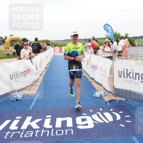 22.06.2025 - Viking Triathlon MichiJ http://msf.ph/oto/8127239 22.06.2025 15:18:44 Ziel 29, 175 meine-sportfotos.de