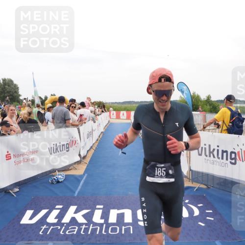 22.06.2025 - Viking Triathlon MichiJ http://msf.ph/oto/8127240 22.06.2025 15:24:28 Ziel 185 meine-sportfotos.de