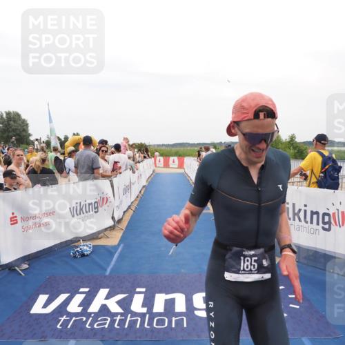 22.06.2025 - Viking Triathlon MichiJ http://msf.ph/oto/8127244 22.06.2025 15:24:28 Ziel 185 meine-sportfotos.de