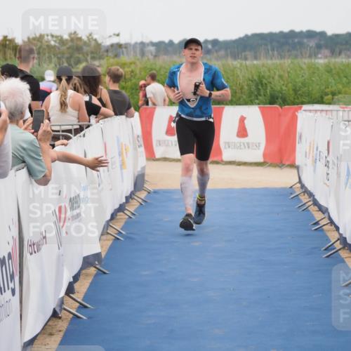 22.06.2025 - Viking Triathlon MichiJ http://msf.ph/oto/8127249 22.06.2025 15:24:34 Ziel 298 meine-sportfotos.de