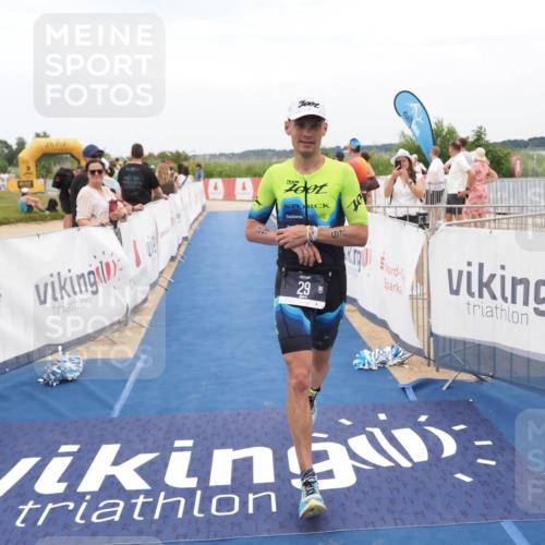 22.06.2025 - Viking Triathlon MichiJ http://msf.ph/oto/8127250 22.06.2025 15:18:44 Ziel 29, 175 meine-sportfotos.de