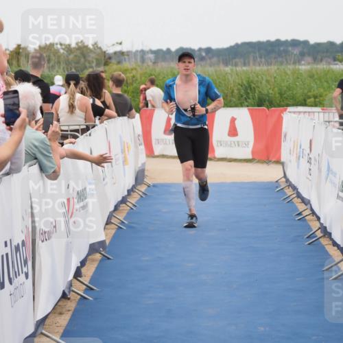 22.06.2025 - Viking Triathlon MichiJ http://msf.ph/oto/8127253 22.06.2025 15:24:35 Ziel 298 meine-sportfotos.de
