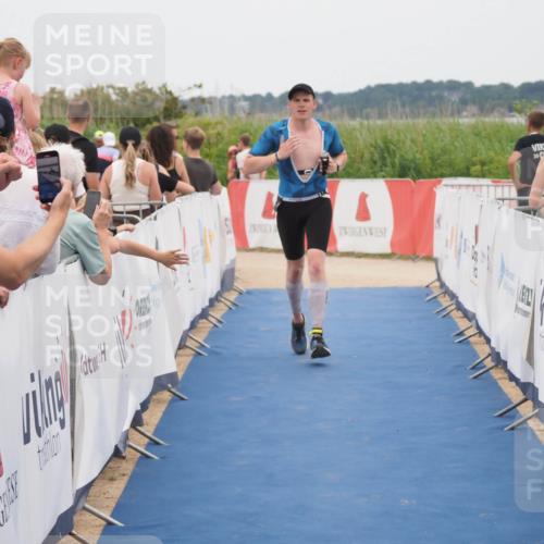 22.06.2025 - Viking Triathlon MichiJ http://msf.ph/oto/8127262 22.06.2025 15:24:35 Ziel 298 meine-sportfotos.de