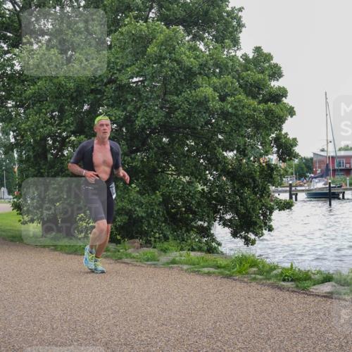 22.06.2025 - Viking Triathlon KatJ http://msf.ph/oto/8127270 22.06.2025 15:31:57 Laufen 372 meine-sportfotos.de