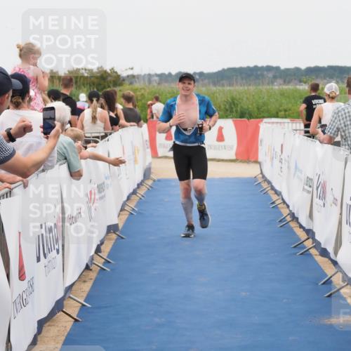 22.06.2025 - Viking Triathlon MichiJ http://msf.ph/oto/8127284 22.06.2025 15:24:35 Ziel 298 meine-sportfotos.de