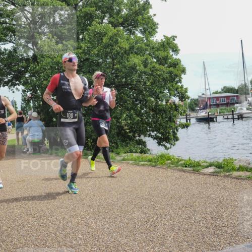 22.06.2025 - Viking Triathlon KatJ http://msf.ph/oto/8127290 22.06.2025 13:48:58 Laufen 100, 317, 451 meine-sportfotos.de