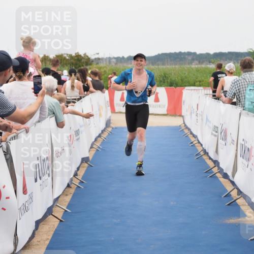 22.06.2025 - Viking Triathlon MichiJ http://msf.ph/oto/8127291 22.06.2025 15:24:36 Ziel 298 meine-sportfotos.de