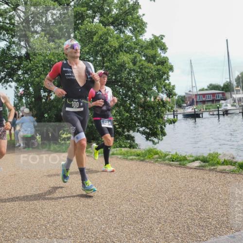 22.06.2025 - Viking Triathlon KatJ http://msf.ph/oto/8127294 22.06.2025 13:48:58 Laufen 100, 317, 451 meine-sportfotos.de