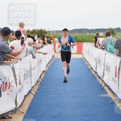 22.06.2025 - Viking Triathlon MichiJ http://msf.ph/oto/8127304 22.06.2025 15:24:36 Ziel 298 meine-sportfotos.de