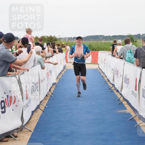 22.06.2025 - Viking Triathlon MichiJ http://msf.ph/oto/8127308 22.06.2025 15:24:36 Ziel 298 meine-sportfotos.de