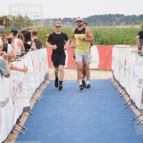 22.06.2025 - Viking Triathlon MichiJ http://msf.ph/oto/8127400 22.06.2025 15:24:41 Ziel 298, 607 meine-sportfotos.de