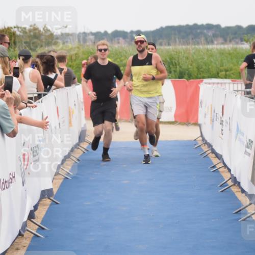 22.06.2025 - Viking Triathlon MichiJ http://msf.ph/oto/8127401 22.06.2025 15:24:41 Ziel 298, 607 meine-sportfotos.de