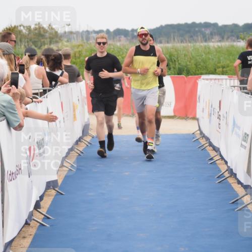 22.06.2025 - Viking Triathlon MichiJ http://msf.ph/oto/8127412 22.06.2025 15:24:41 Ziel 298, 607 meine-sportfotos.de
