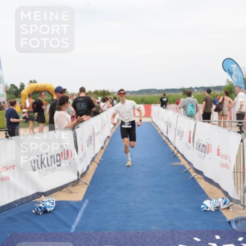22.06.2025 - Viking Triathlon MichiJ http://msf.ph/oto/8127418 22.06.2025 15:19:18 Ziel 494 meine-sportfotos.de