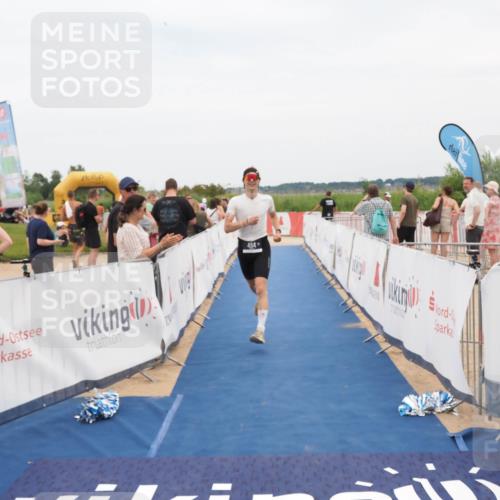 22.06.2025 - Viking Triathlon MichiJ http://msf.ph/oto/8127423 22.06.2025 15:19:18 Ziel 494 meine-sportfotos.de
