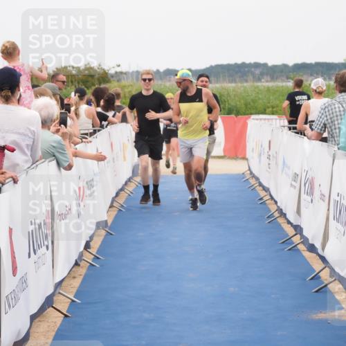 22.06.2025 - Viking Triathlon MichiJ http://msf.ph/oto/8127434 22.06.2025 15:24:42 Ziel 210, 298, 607 meine-sportfotos.de