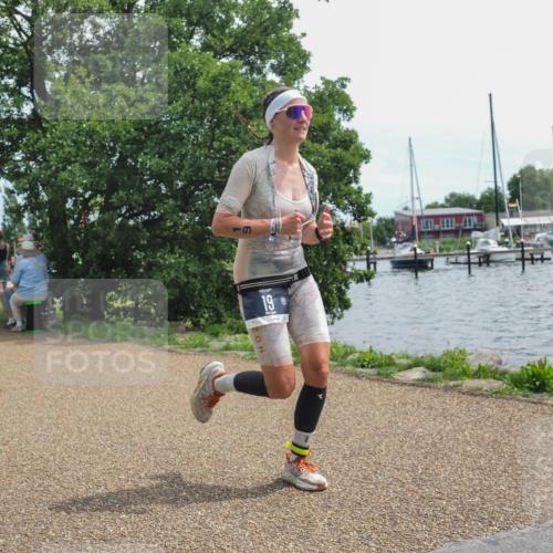 22.06.2025 - Viking Triathlon KatJ http://msf.ph/oto/8127466 22.06.2025 13:49:22 Laufen 19, 88, 255 meine-sportfotos.de