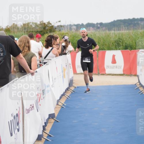 22.06.2025 - Viking Triathlon MichiJ http://msf.ph/oto/8127478 22.06.2025 15:19:25 Ziel 358 meine-sportfotos.de