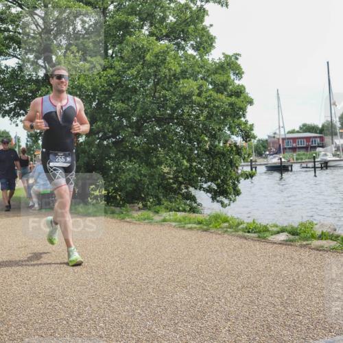 22.06.2025 - Viking Triathlon KatJ http://msf.ph/oto/8127484 22.06.2025 13:49:23 Laufen 19, 88, 255 meine-sportfotos.de