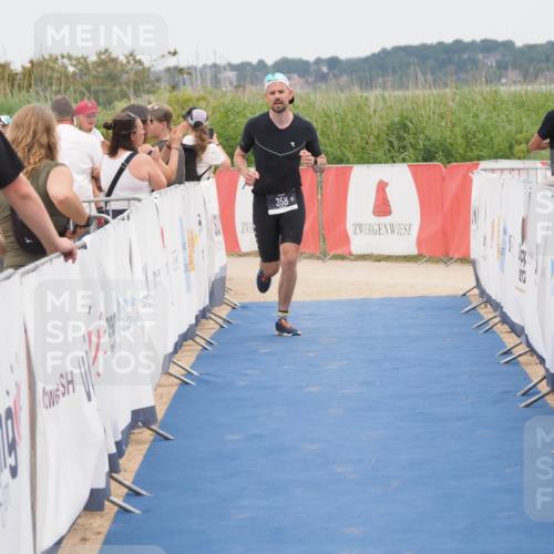 22.06.2025 - Viking Triathlon MichiJ http://msf.ph/oto/8127489 22.06.2025 15:19:25 Ziel 358 meine-sportfotos.de