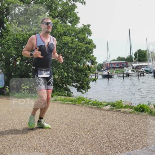22.06.2025 - Viking Triathlon KatJ http://msf.ph/oto/8127500 22.06.2025 13:49:23 Laufen 19, 88, 255 meine-sportfotos.de