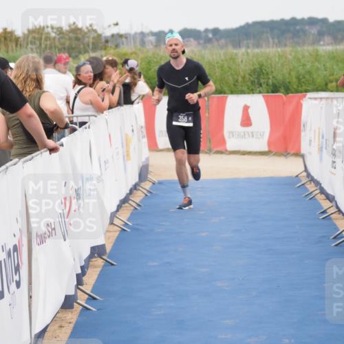 22.06.2025 - Viking Triathlon MichiJ http://msf.ph/oto/8127501 22.06.2025 15:19:26 Ziel 358 meine-sportfotos.de
