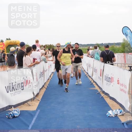 22.06.2025 - Viking Triathlon MichiJ http://msf.ph/oto/8127510 22.06.2025 15:24:44 Ziel 210, 607 meine-sportfotos.de