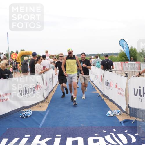 22.06.2025 - Viking Triathlon MichiJ http://msf.ph/oto/8127525 22.06.2025 15:24:45 Ziel 210, 607 meine-sportfotos.de