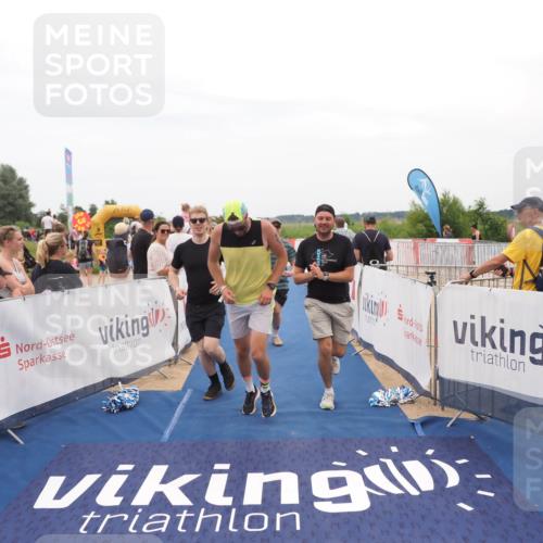 22.06.2025 - Viking Triathlon MichiJ http://msf.ph/oto/8127542 22.06.2025 15:24:46 Ziel 210, 607 meine-sportfotos.de