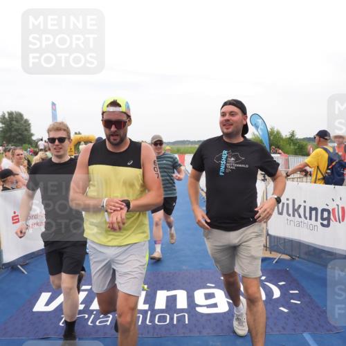22.06.2025 - Viking Triathlon MichiJ http://msf.ph/oto/8127566 22.06.2025 15:24:47 Ziel 210, 607 meine-sportfotos.de