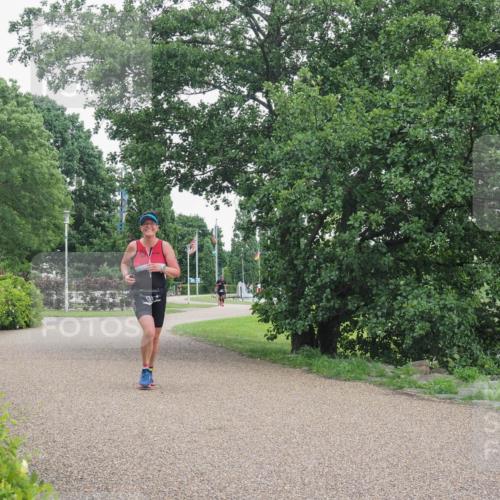 22.06.2025 - Viking Triathlon KatJ http://msf.ph/oto/8127582 22.06.2025 15:32:56 Laufen 131 meine-sportfotos.de