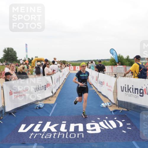 22.06.2025 - Viking Triathlon MichiJ http://msf.ph/oto/8127592 22.06.2025 15:24:49 Ziel 210, 607 meine-sportfotos.de