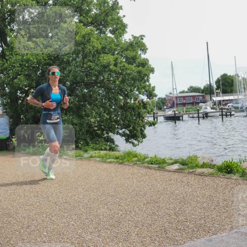 22.06.2025 - Viking Triathlon KatJ http://msf.ph/oto/8127607 22.06.2025 13:49:33 Laufen 398, 412 meine-sportfotos.de