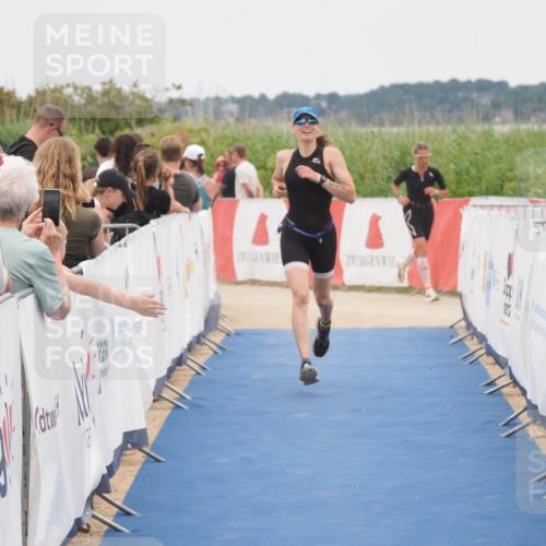 22.06.2025 - Viking Triathlon MichiJ http://msf.ph/oto/8127618 22.06.2025 15:24:54 Ziel 200 meine-sportfotos.de