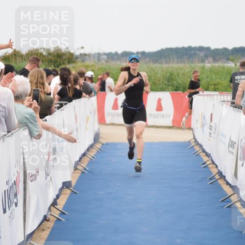 22.06.2025 - Viking Triathlon MichiJ http://msf.ph/oto/8127625 22.06.2025 15:24:54 Ziel 200 meine-sportfotos.de
