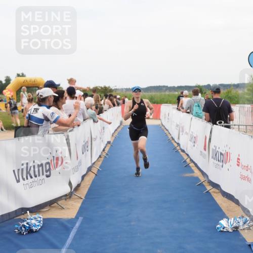 22.06.2025 - Viking Triathlon MichiJ http://msf.ph/oto/8127671 22.06.2025 15:24:56 Ziel 200 meine-sportfotos.de