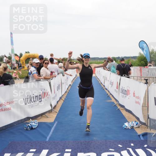 22.06.2025 - Viking Triathlon MichiJ http://msf.ph/oto/8127694 22.06.2025 15:24:57 Ziel 200 meine-sportfotos.de