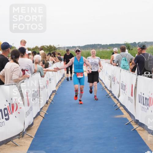 22.06.2025 - Viking Triathlon MichiJ http://msf.ph/oto/8127752 22.06.2025 15:25:11 Ziel 626 meine-sportfotos.de