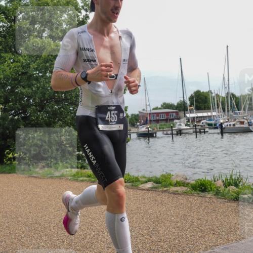 22.06.2025 - Viking Triathlon KatJ http://msf.ph/oto/8127771 22.06.2025 13:49:51 Laufen 233, 455 meine-sportfotos.de