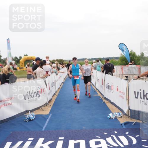 22.06.2025 - Viking Triathlon MichiJ http://msf.ph/oto/8127779 22.06.2025 15:25:12 Ziel 626 meine-sportfotos.de