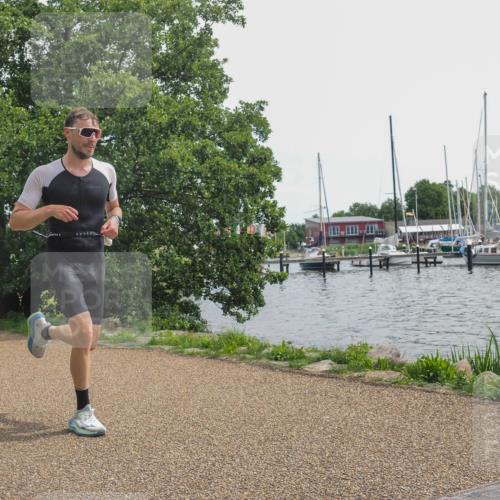 22.06.2025 - Viking Triathlon KatJ http://msf.ph/oto/8127787 22.06.2025 13:49:53 Laufen 233, 455 meine-sportfotos.de